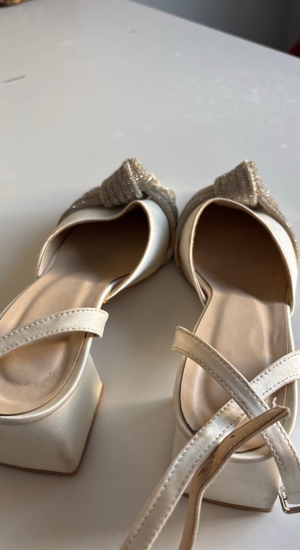 Beyaz Stiletto Topuklu Kadın Abiye Ayakkabı - Görsel 4