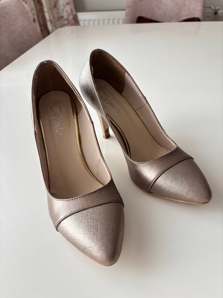 Bej Yılan Desenli Pliseli Stiletto - Görsel 2