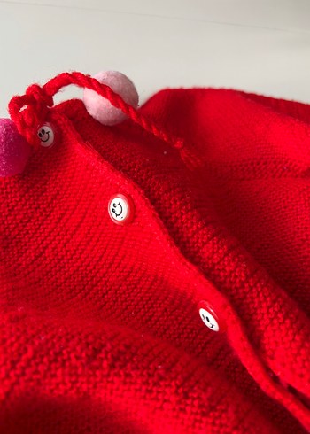 Kız Çocuk Kırmızı Örgü Hırka - Görsel 3