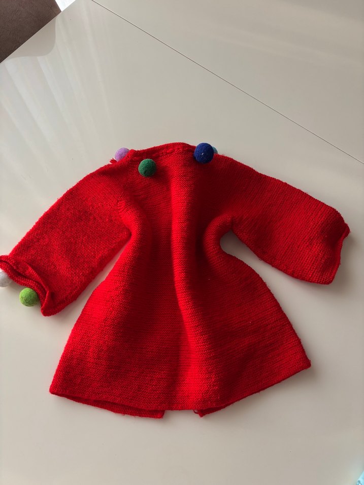Kız Çocuk Kırmızı Örgü Hırka - Görsel 2