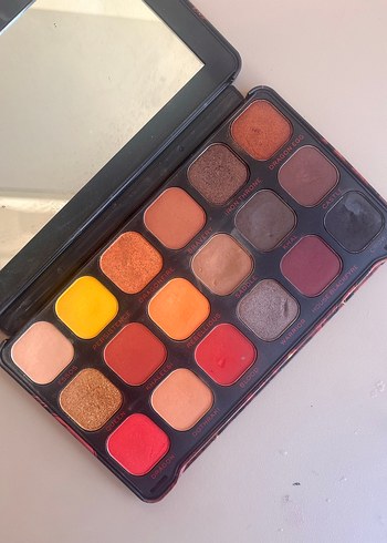 Revolution Game of Thrones Göz Farı Paleti - Görsel 2