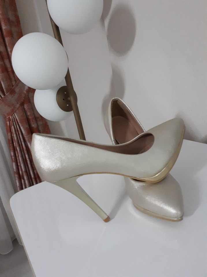 Bayan topuklu ayakkabı - Görsel 3