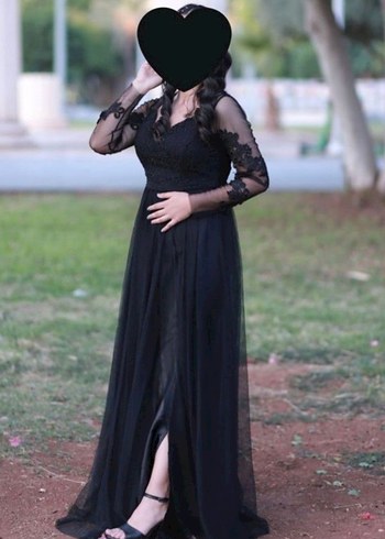 Siyah Dantel Detaylı Uzun V Yaka Abiye Elbise - Görsel 8