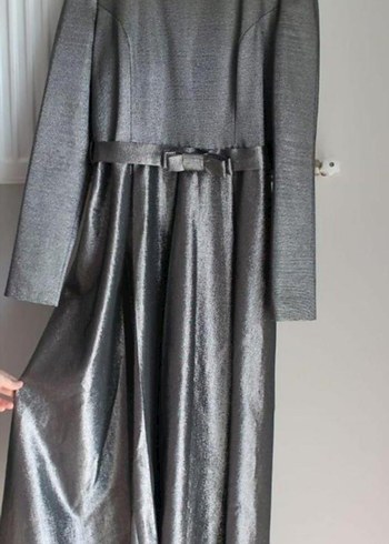 Uzun Kollu Gri Drapeli Kadın Abiye Elbise - Görsel 3