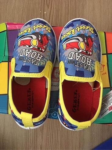 27 Beden Erkek çocuk ayakkabı
