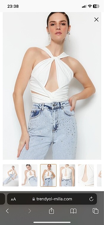 Trendyolmilla ekru düğüm detaylı body