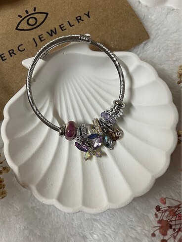 Mor Kelebek Charm Detaylı Pandora Bileklik