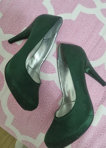 Parlak Yeşil Kadın Stiletto Topuklu Ayakkabı