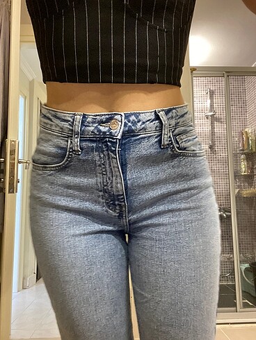 mom jean