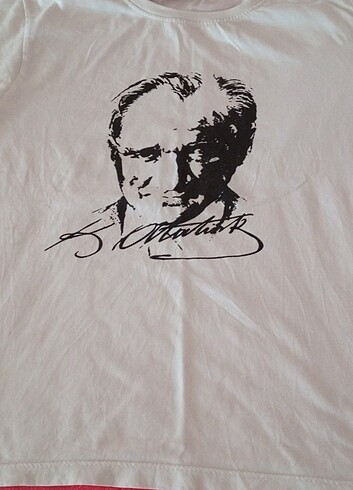 Atatürk baskılı tişört 