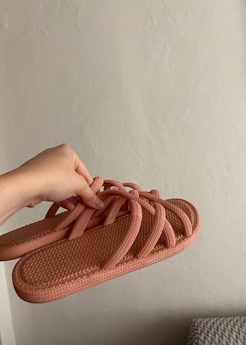 Gezer Pembe Minimalist Kadın Terlik