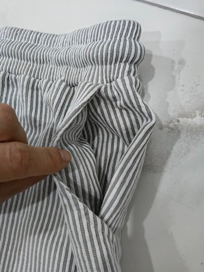 Gri Çizgili Pamuklu Erkek Şort - Görsel 4