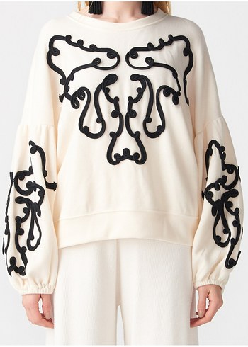 Diğer Beyaz Uzun Kollu Nakisli Kadin Sweatshirt