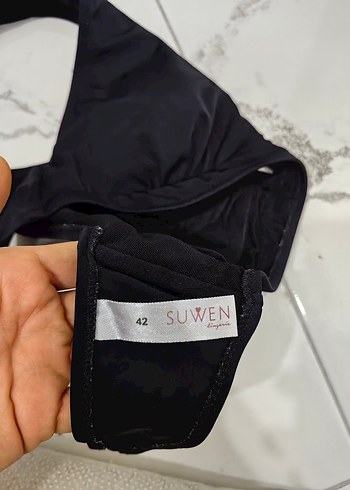 Siyah Strappy Göğüs Destekli Bikini Üstü - Görsel 5