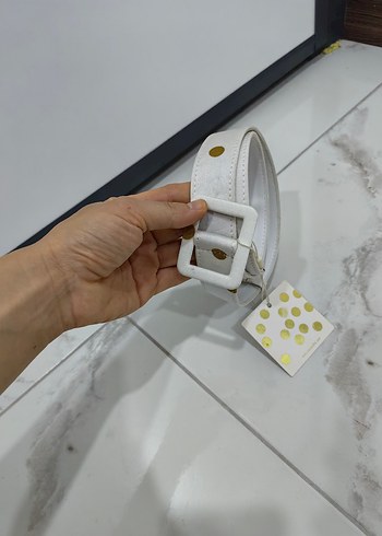 Beyaz Deri Tokalı Kadın Kemer - Görsel 2