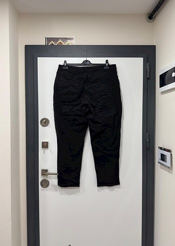 Trendyol & Milla Düğmeli Siyah Loose Fit Kadın Kot Pantolon