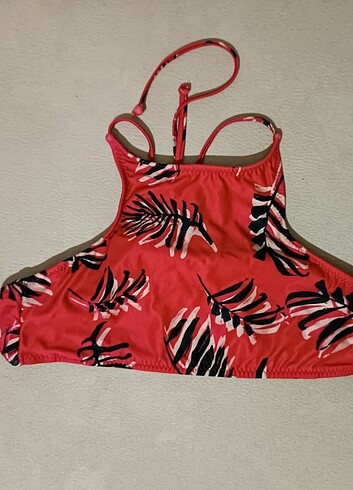 Bikini üstü 