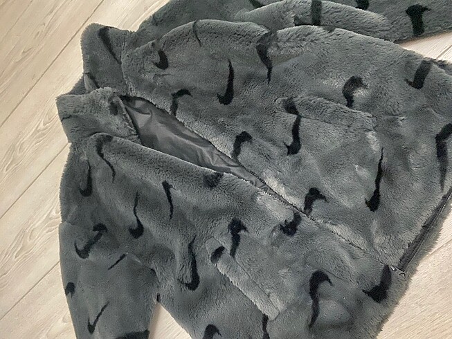 36 Beden Nike kürk mont peluş