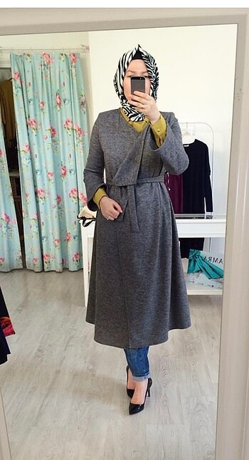Suud Collection Gri keçe kap