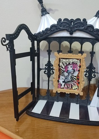 Monster High çerçeve ve sahnesi - Görsel 4
