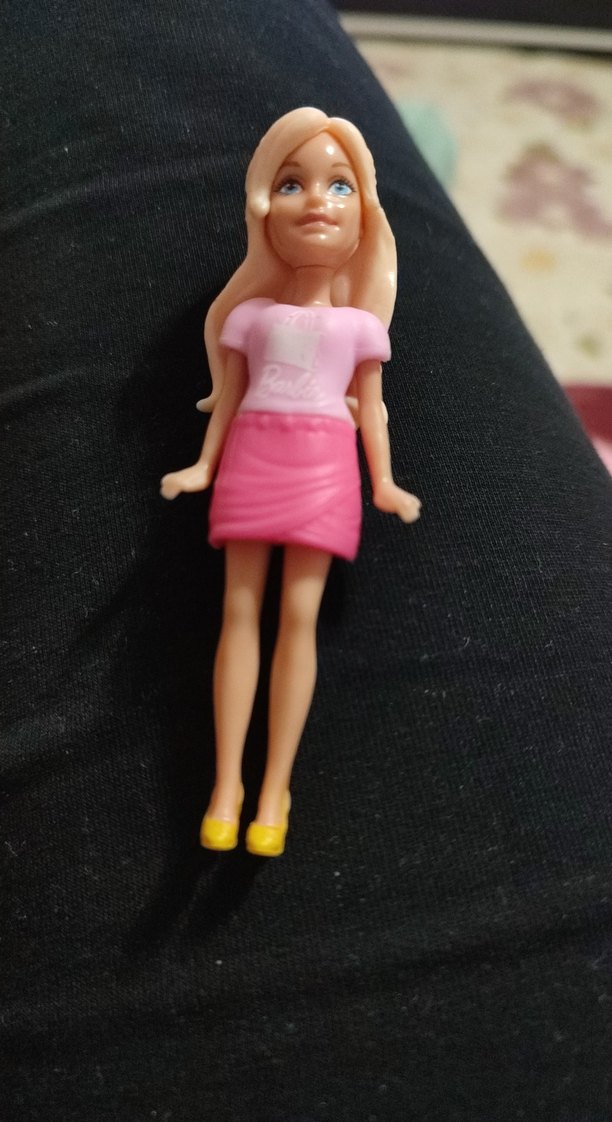 Polly Pocket Pembe Barbie Bebek - Görsel 3