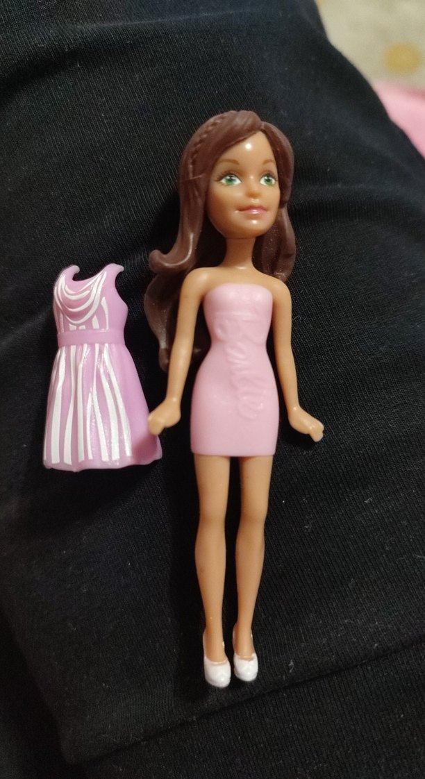 Polly Pocket Pembe Pastel Elbiseli Bebek - Görsel 3