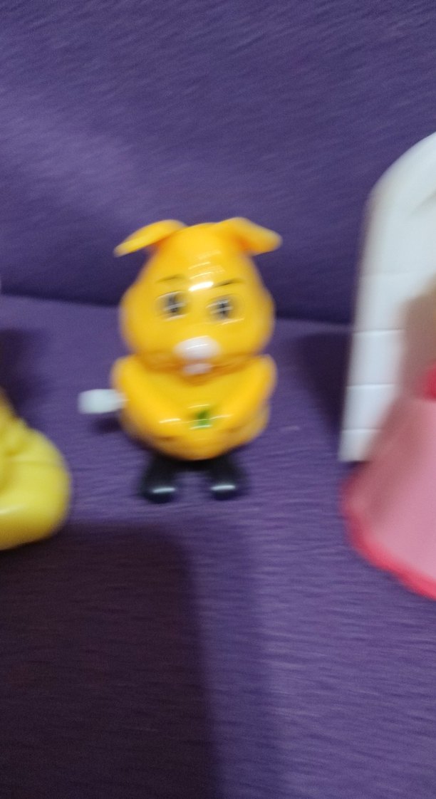 Renkli Sarı Aksiyon Figürleri Seti - Görsel 3