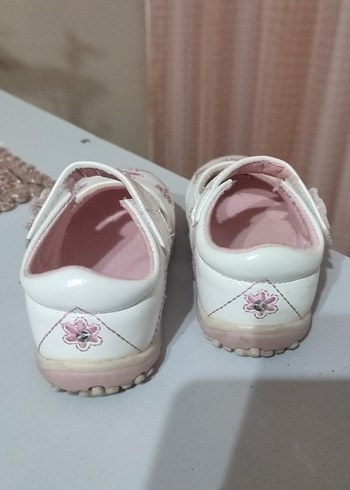 Genesis kız Bebek Beyaz Çiçekli İlk Adım Ayakkabısı - Görsel 2