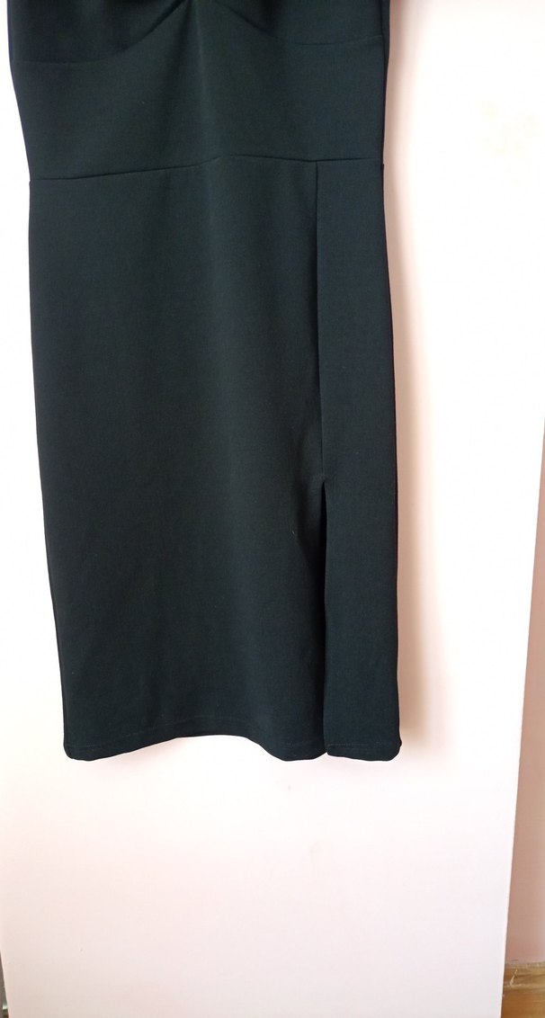 V Yaka Siyah Midi Kadın Elbise - Görsel 3