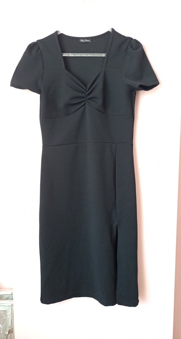 V Yaka Siyah Midi Kadın Elbise - Görsel 2