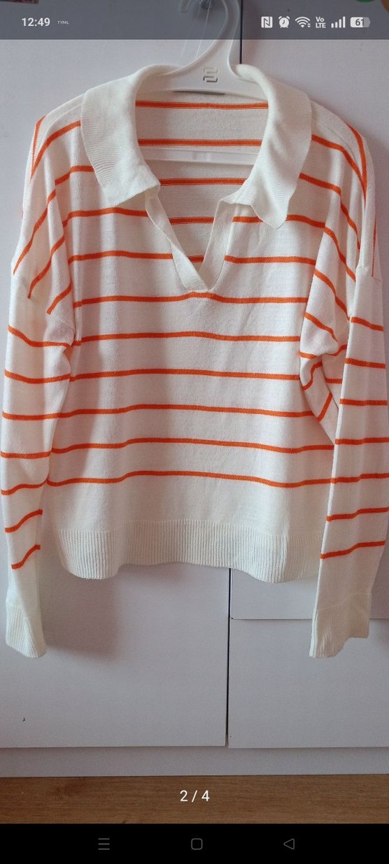 Uzun Kollu V Yakalı Çizgili Triko Kazak - Görsel 2