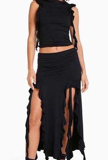 Bershka fırfırlı midi etek