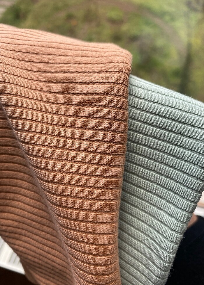 H&M kolsuz t-shirt (ikili) 6-8 yaş - Görsel 2