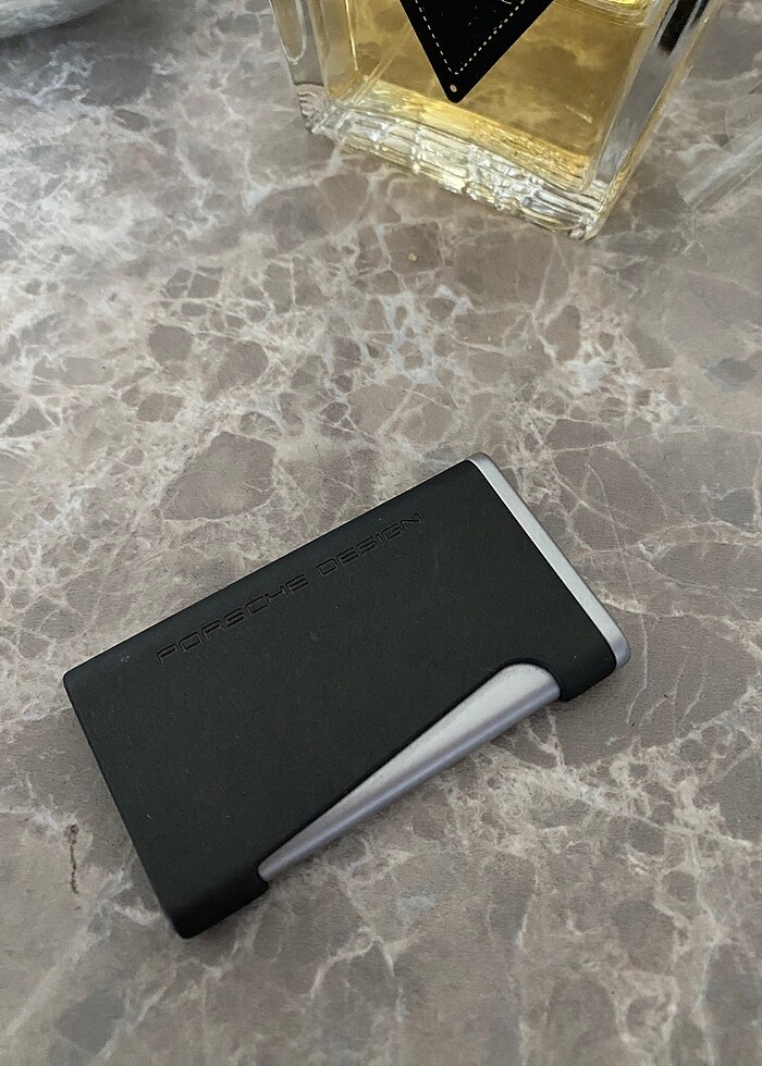 Porsche design cakmak - Görsel 2