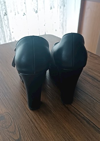 Siyah Tokalı Platform Topuklu Kadın Ayakkabı - Görsel 5