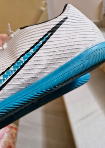 Nike Nike Beyaz Erkek Futbol Ayakkabısı Velcro