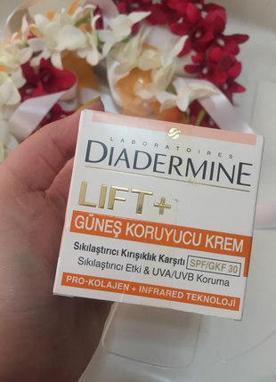 Diğer Diadermine krem