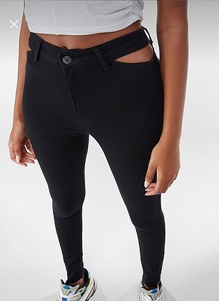 Bershka bel dekolteli siyah pantolon