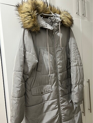 Bershka Bershka uzun şişme mont
