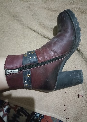 38 Beden Bordo Deri Tokalı Blok Topuklu Kadın Bot