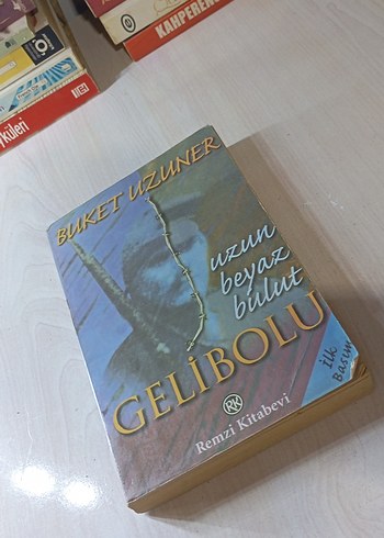 Buket Uzuner - Uzun Beyaz Bulut Gelibolu