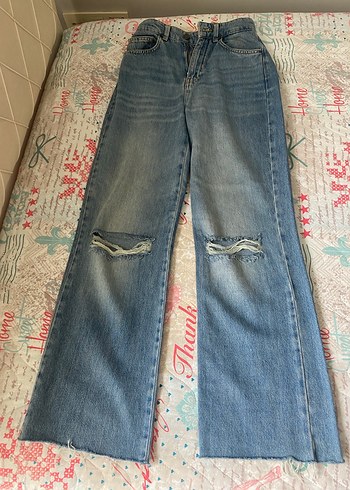 Yırtık Detaylı Gevşek Kesim Denim Pantolon