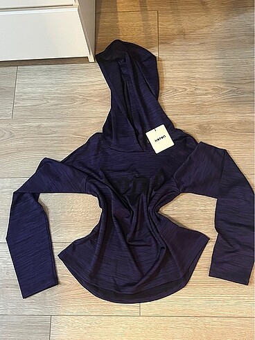 Ebru Şallı Spor Üst - Görsel 4