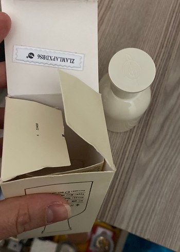 Stradivarius Kadın Parfümü 50 ml - Görsel 2