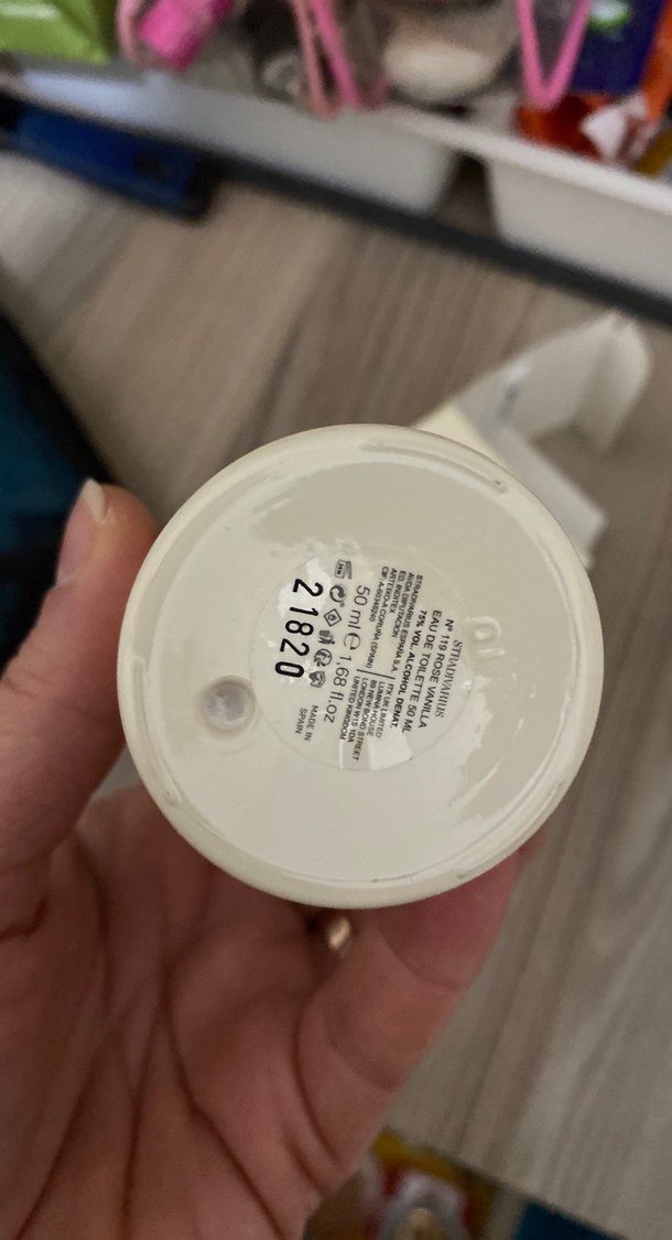 Stradivarius Kadın Parfümü 50 ml - Görsel 3