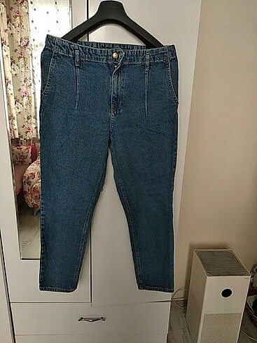 Kot pantolon 42 beden 70 kgya uygun ben 76 bana dar geliyo