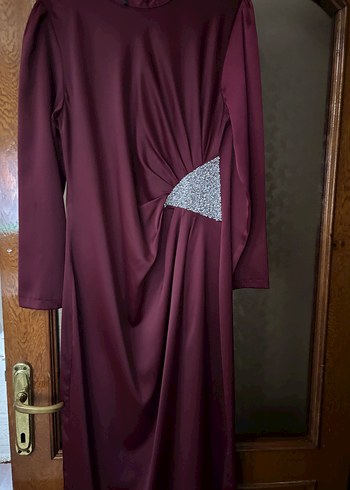 Bordo Uzun Kollu İşlemeli Abiye Elbise - Görsel 3