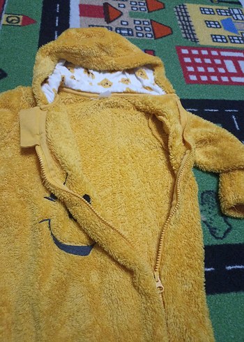 Sarı Kapüşonlu Bebek Tulum - Görsel 2