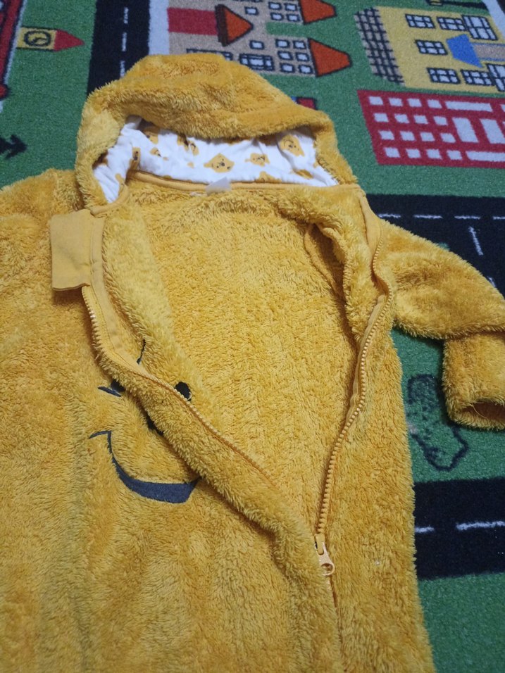 Sarı Kapüşonlu Bebek Tulum - Görsel 2