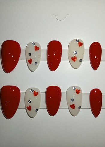 El yapımı Kırmızı Kalp ve Taşlı protez Tırnak Seti small beden - Görsel 2